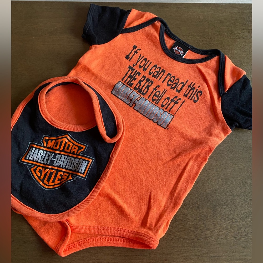 Harley-Davidson Black and Orange Baby Bib Set - 24 months